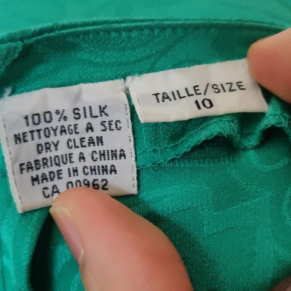 Vintage Silk blouse - Picture 8 of 9